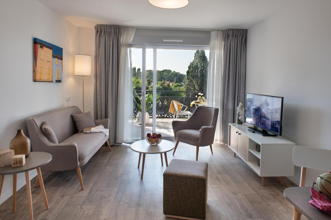Residence Service Senior Domitys Les Alexis Montélimar Eksteriør bilde